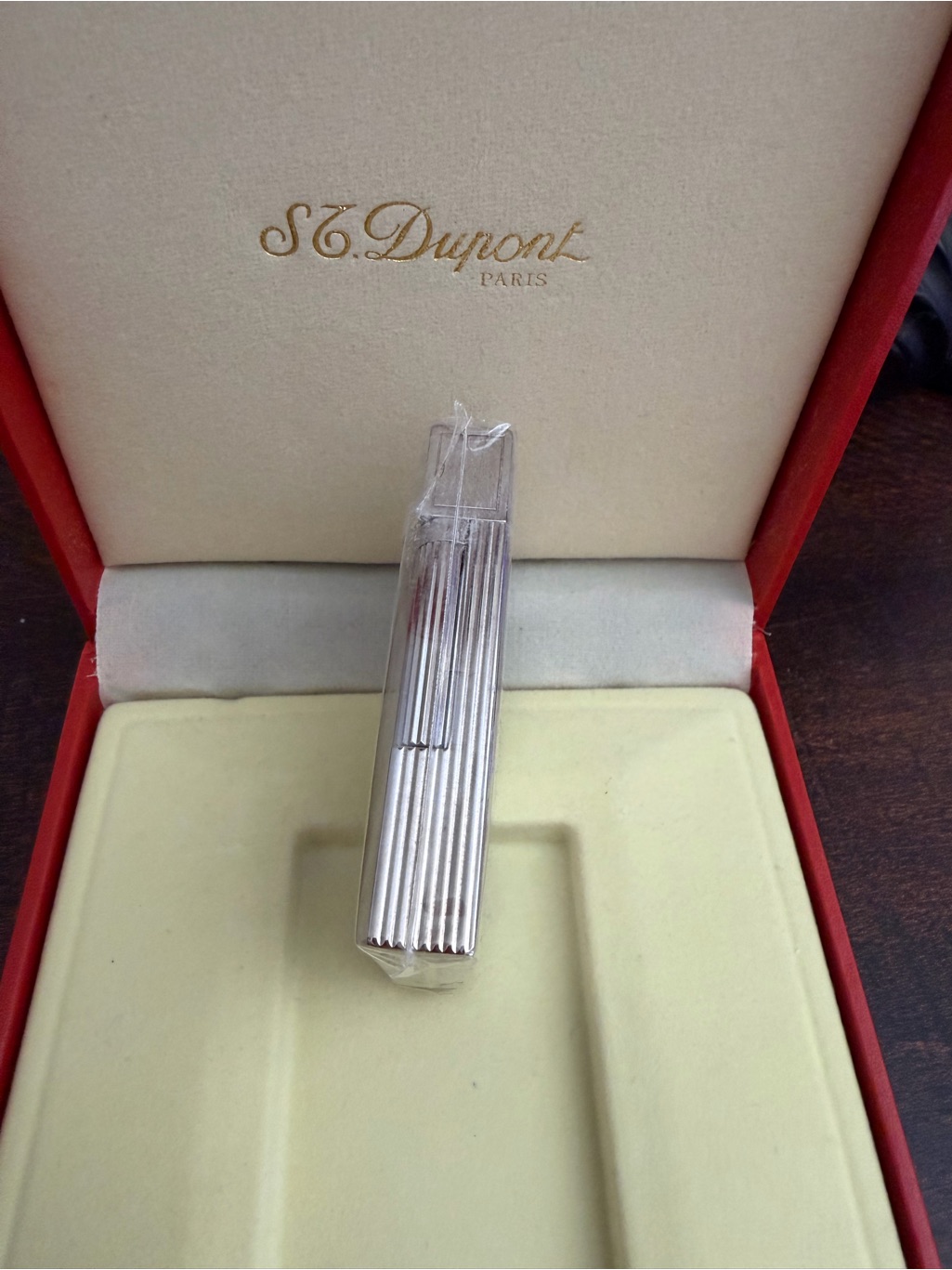 St. Dupont Paris Gatsby Gas Gents Luxury Pocket Lighter (4fk12j8) — image 7 of 8